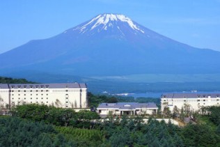 山中湖で調理補助スタッフ募集♪