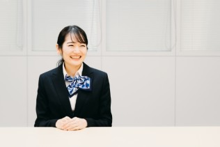【メディアで話題!星空が美しい宿】山梨県でナイトフロントスタッフ募集!