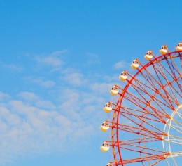 【レア求人】リゾートホテルで遊園地スタッフ大募集!