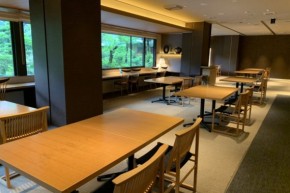 駅から徒歩7分で周辺環境抜群!箱根でレストランスタッフ募集!