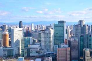 大阪府でレストランスタッフ♪新大阪駅からなんと徒歩1分!!