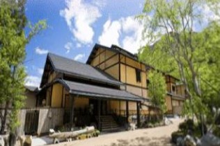 大自然奥飛騨の和風リゾートホテルで清掃のお仕事!