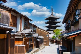 京都府・三条でフロント業務♪
