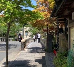 箱根湯本で調理補助のお仕事♪延長者多数の勤務地!
