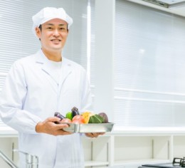 白樺湖で調理補助スタッフ1名!