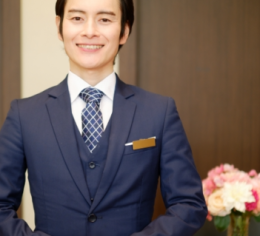 大自然に囲まれたホテルでフロントのお仕事!