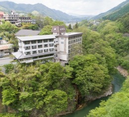 【老神温泉でリゾートバイト】フロントスタッフ1名!