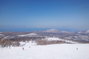 【ニセコでリゾートバイト】チケット販売のお仕事!