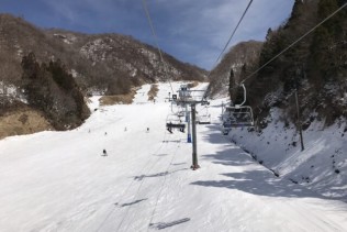 【グランスノー奥伊吹】リフト係のお仕事♪
