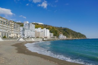 リゾートホテル内で清掃のお仕事!目の前は美しい海✨