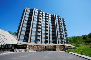 北海道と言えばここ!ニセコでフロントスタッフ募集中!