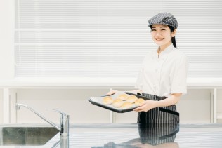沖縄県でベーカリースタッフ募集!