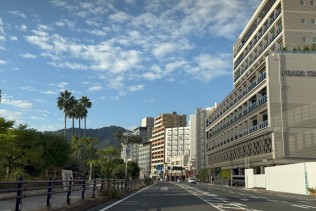 熱海でレストランスタッフ!※通いも歓迎