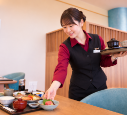 千葉県でレストランホールのお仕事♪