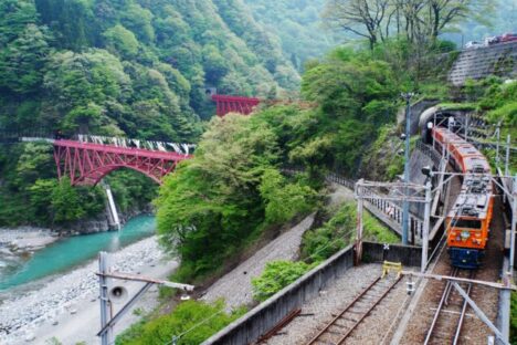 富山県駅チカおすすめエリア☆絶景温泉も入浴可能！
