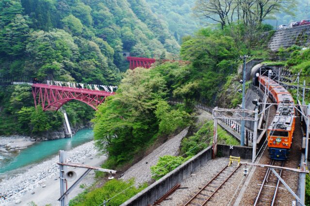 富山県駅チカおすすめエリア☆絶景温泉も入浴可能！
