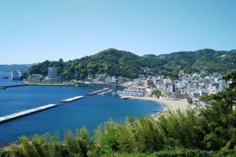 今年の夏は熱海のリゾートホテルで働こう！