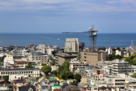 ホテルは熱海の中心部♪寮は個室で周辺環境も良好！
