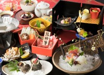 白良浜の絶景が目の前！和風リゾートホテルでレストランサービスのお仕事♪