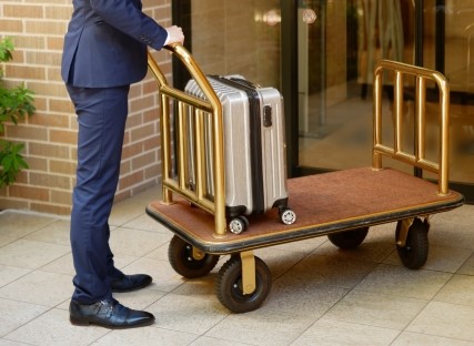 【レア案件】新潟県でクローク・駐車場案内！