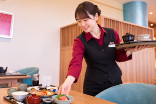 千葉県でレストランホールのお仕事♪